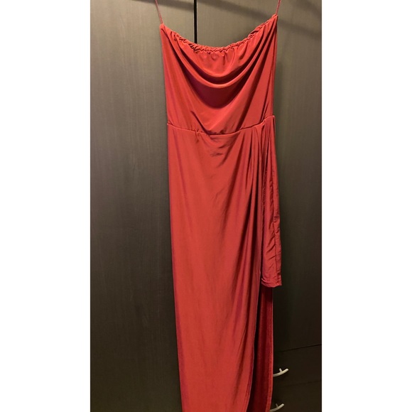 Boohoo Strapless Side Slit Dress - Picture 1 of 3